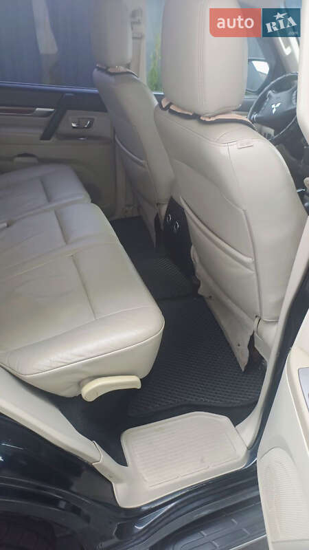 Внедорожник / Кроссовер Mitsubishi Pajero Wagon 2006 в Мироновке