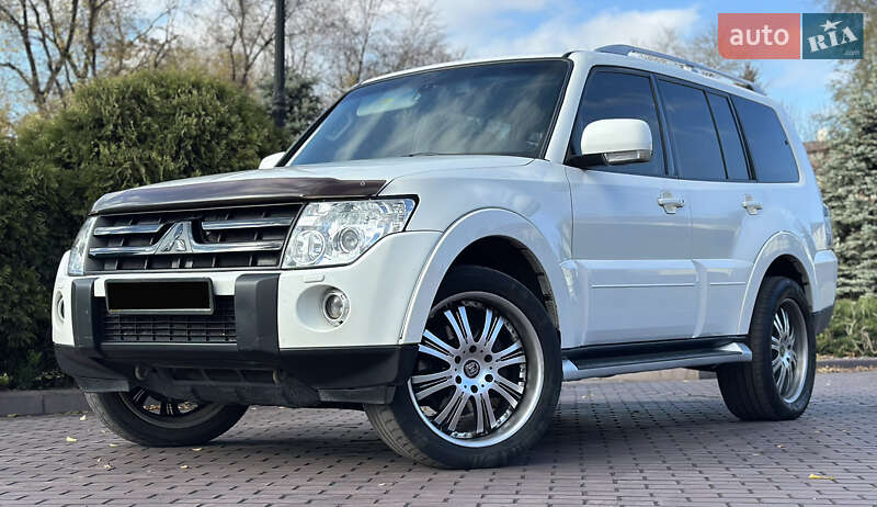 Mitsubishi Pajero Wagon 2009 Mitsubishi Pajero Wagon 2009