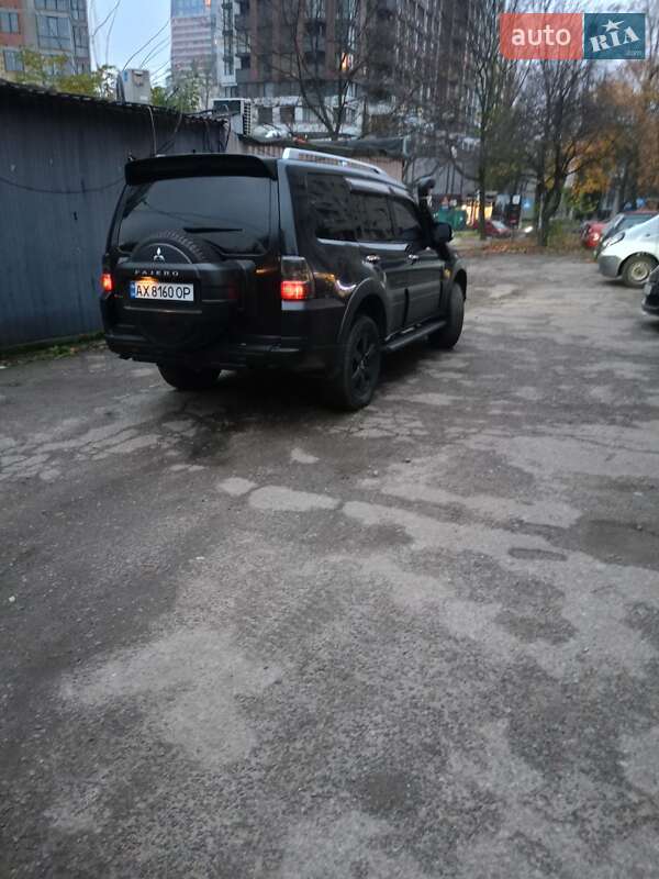 Позашляховик / Кросовер Mitsubishi Pajero Wagon 2008 в Києві фото 2 Позашляховик / Кросовер Mitsubishi Pajero Wagon 2008 в Києві