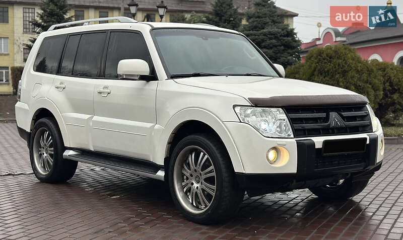 Позашляховик / Кросовер Mitsubishi Pajero Wagon 2009 в Дніпрі фото 11 Позашляховик / Кросовер Mitsubishi Pajero Wagon 2009 в Дніпрі