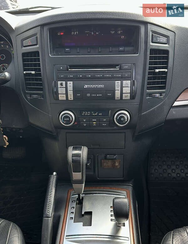 Позашляховик / Кросовер Mitsubishi Pajero Wagon 2009 в Дніпрі фото 42 Позашляховик / Кросовер Mitsubishi Pajero Wagon 2009 в Дніпрі