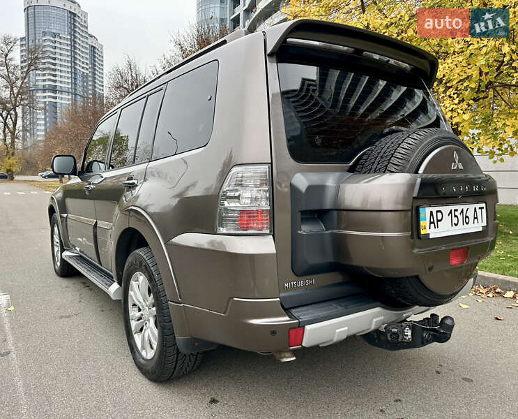 Внедорожник / Кроссовер Mitsubishi Pajero Wagon 2013 в Киеве фото 9 Внедорожник / Кроссовер Mitsubishi Pajero Wagon 2013 в Киеве
