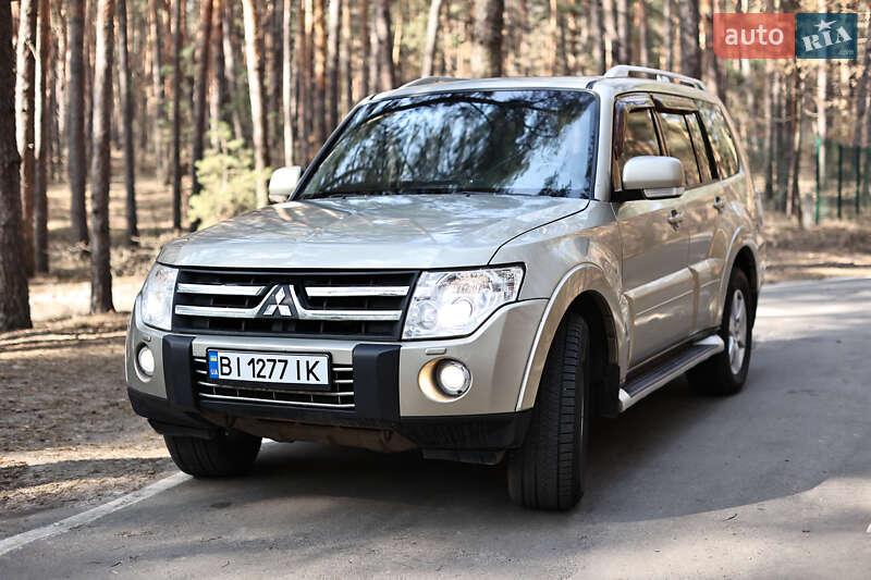 Позашляховик / Кросовер Mitsubishi Pajero Wagon 2007 в Полтаві фото Позашляховик / Кросовер Mitsubishi Pajero Wagon 2007 в Полтаві