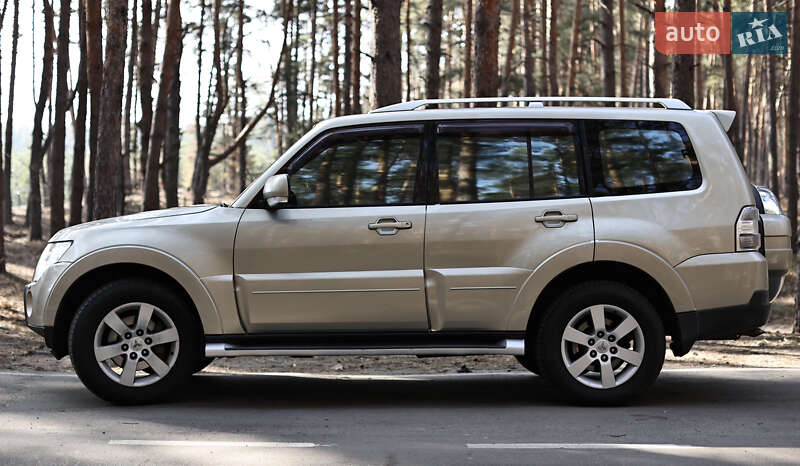 Позашляховик / Кросовер Mitsubishi Pajero Wagon 2007 в Полтаві фото 4 Позашляховик / Кросовер Mitsubishi Pajero Wagon 2007 в Полтаві