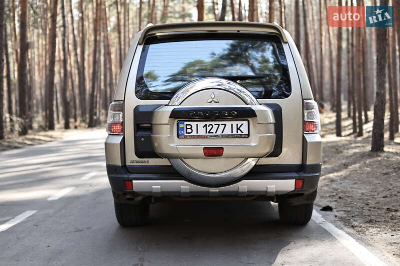 Позашляховик / Кросовер Mitsubishi Pajero Wagon 2007 в Полтаві фото 12 Позашляховик / Кросовер Mitsubishi Pajero Wagon 2007 в Полтаві