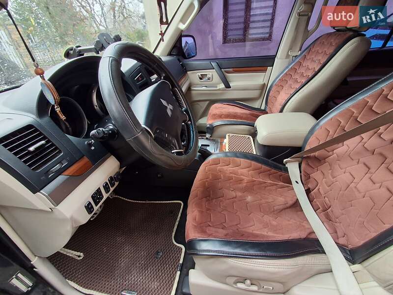 Позашляховик / Кросовер Mitsubishi Pajero Wagon 2008 в Бучачі фото 16 Позашляховик / Кросовер Mitsubishi Pajero Wagon 2008 в Бучачі