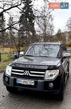 Внедорожник / Кроссовер Mitsubishi Pajero Wagon 2008 в Тернополе