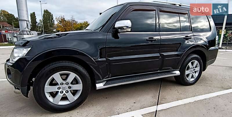 Mitsubishi Pajero Wagon 2008