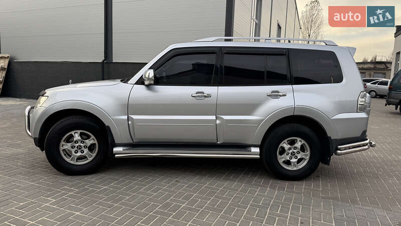 Позашляховик / Кросовер Mitsubishi Pajero Wagon 2008 в Києві фото 2 Позашляховик / Кросовер Mitsubishi Pajero Wagon 2008 в Києві