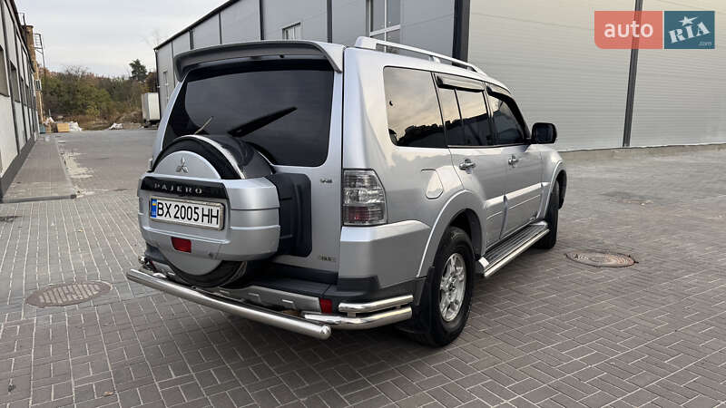 Позашляховик / Кросовер Mitsubishi Pajero Wagon 2008 в Києві фото 5 Позашляховик / Кросовер Mitsubishi Pajero Wagon 2008 в Києві