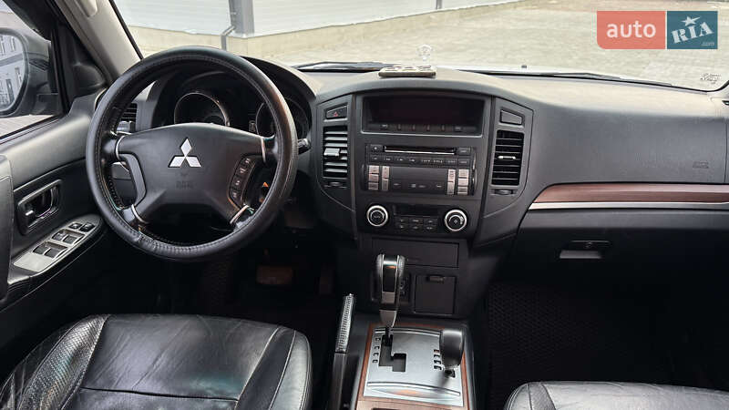 Позашляховик / Кросовер Mitsubishi Pajero Wagon 2008 в Києві фото 15 Позашляховик / Кросовер Mitsubishi Pajero Wagon 2008 в Києві