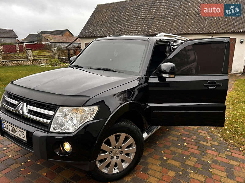 Позашляховик / Кросовер Mitsubishi Pajero Wagon 2007 в Кременці фото 13 Позашляховик / Кросовер Mitsubishi Pajero Wagon 2007 в Кременці