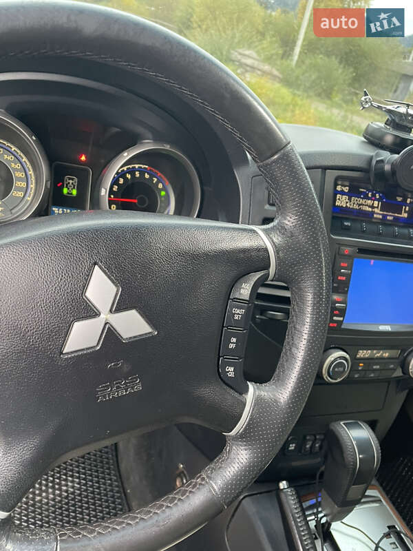 Позашляховик / Кросовер Mitsubishi Pajero Wagon 2007 в Славському