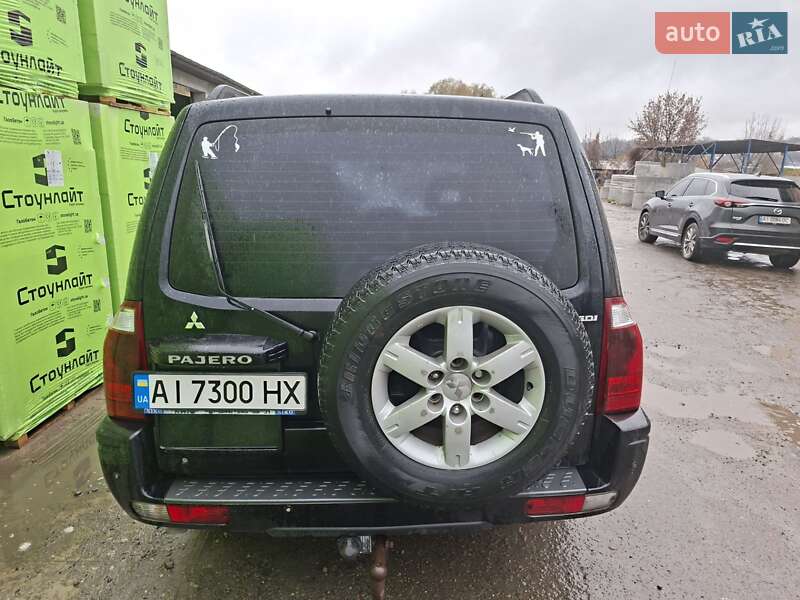 Позашляховик / Кросовер Mitsubishi Pajero Wagon 2005 в Києві