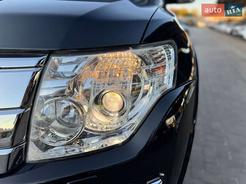 Позашляховик / Кросовер Mitsubishi Pajero Wagon 2010 в Кривому Розі фото 6 Позашляховик / Кросовер Mitsubishi Pajero Wagon 2010 в Кривому Розі