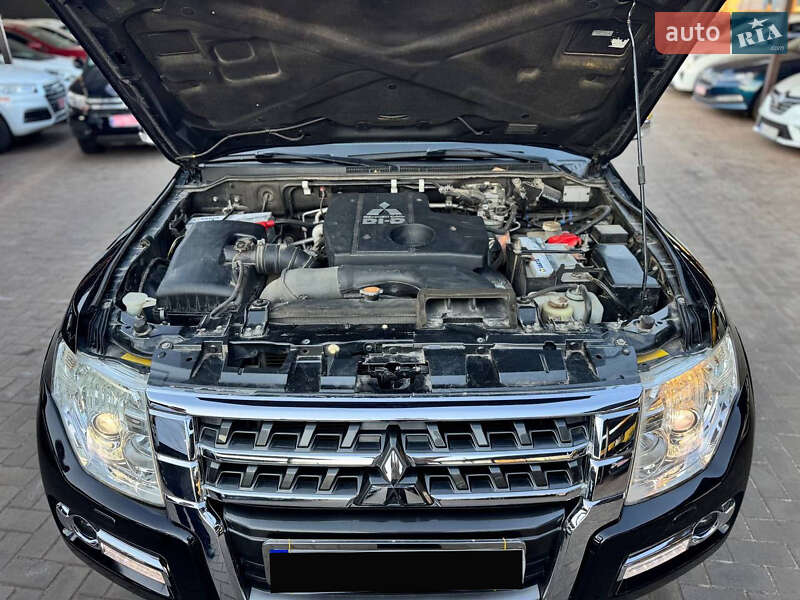 Позашляховик / Кросовер Mitsubishi Pajero Wagon 2010 в Кривому Розі фото 9 Позашляховик / Кросовер Mitsubishi Pajero Wagon 2010 в Кривому Розі