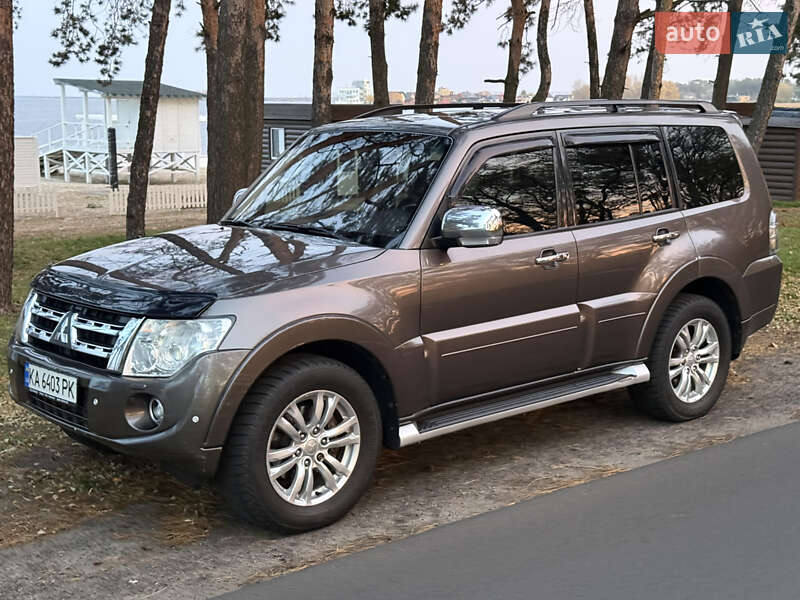 Позашляховик / Кросовер Mitsubishi Pajero Wagon 2013 в Черкасах фото 24 Позашляховик / Кросовер Mitsubishi Pajero Wagon 2013 в Черкасах