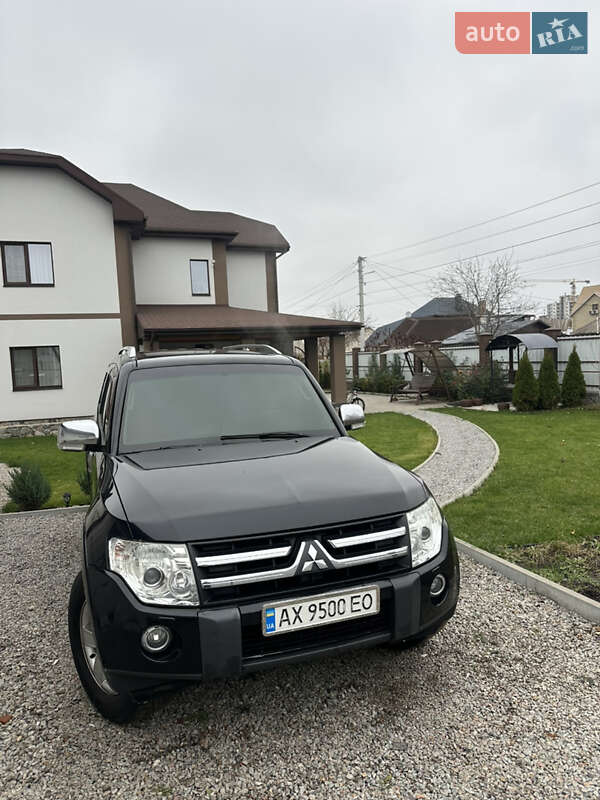 Позашляховик / Кросовер Mitsubishi Pajero Wagon 2008 в Харкові