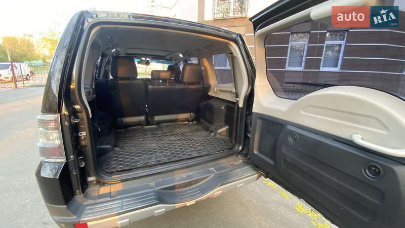 Позашляховик / Кросовер Mitsubishi Pajero Wagon 2008 в Харкові