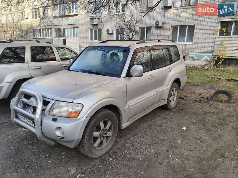 Внедорожник / Кроссовер Mitsubishi Pajero Wagon 2005 в Днепре