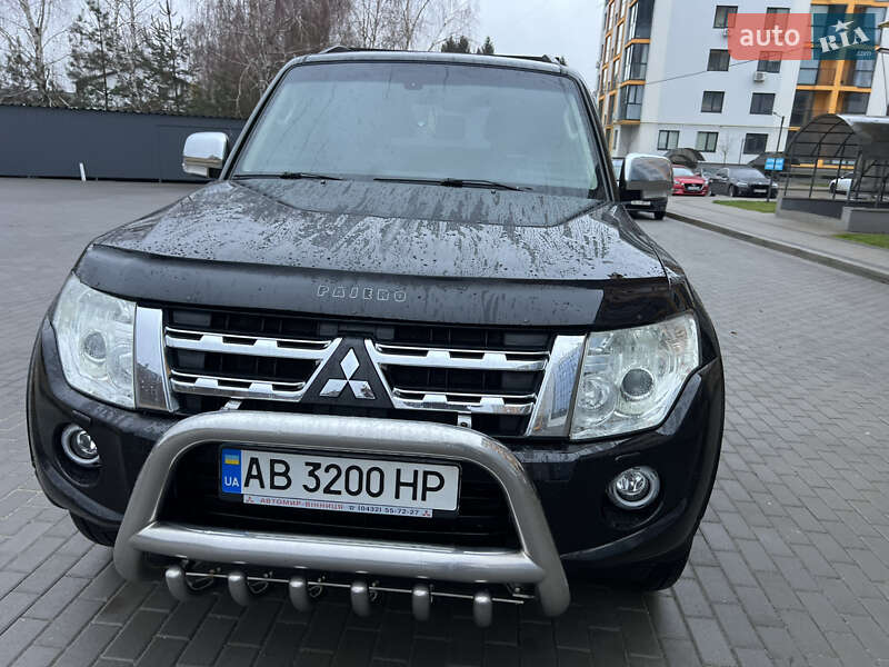 Внедорожник / Кроссовер Mitsubishi Pajero Wagon 2012 в Виннице