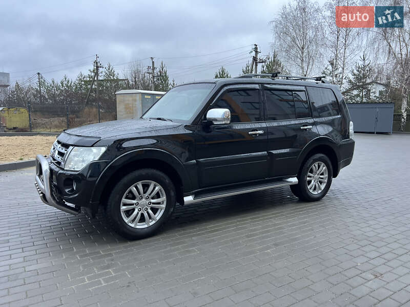 Внедорожник / Кроссовер Mitsubishi Pajero Wagon 2012 в Виннице
