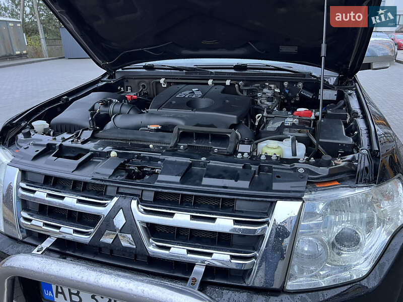 Внедорожник / Кроссовер Mitsubishi Pajero Wagon 2012 в Виннице