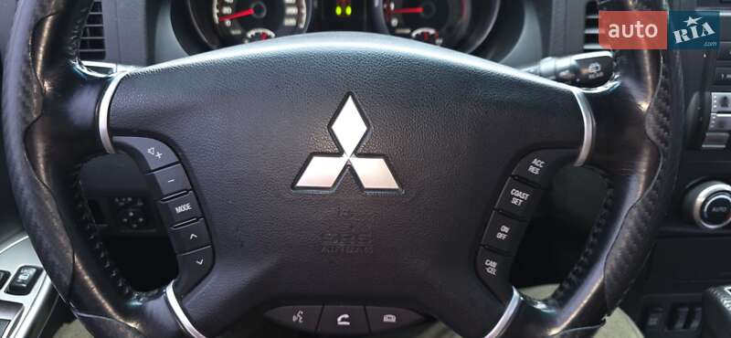 Внедорожник / Кроссовер Mitsubishi Pajero Wagon 2012 в Ивано-Франковске