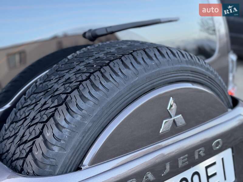 Внедорожник / Кроссовер Mitsubishi Pajero Wagon 2010 в Сарнах