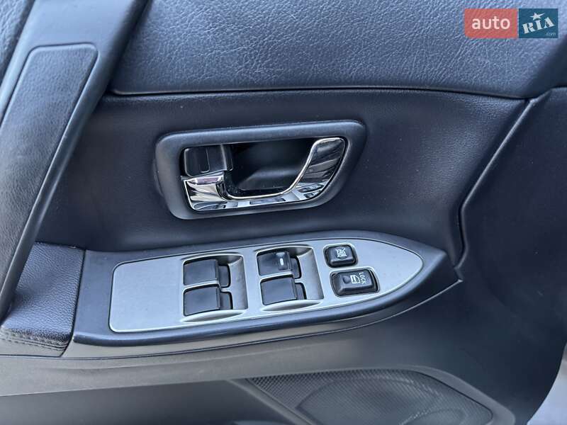 Внедорожник / Кроссовер Mitsubishi Pajero Wagon 2010 в Сарнах