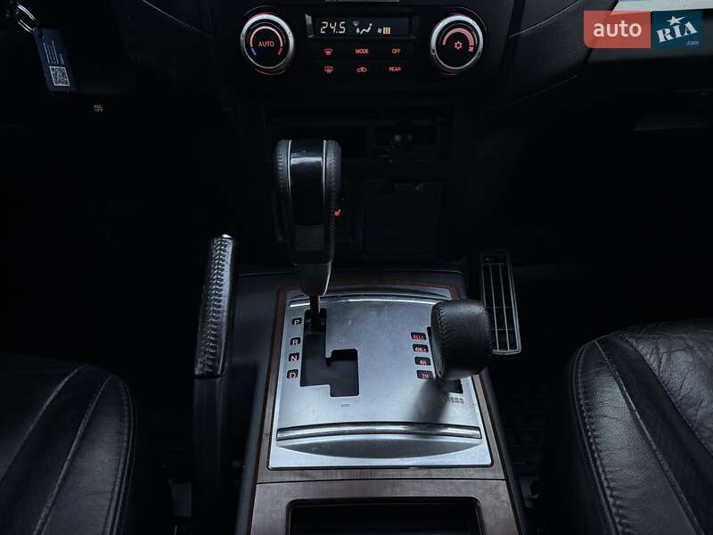 Внедорожник / Кроссовер Mitsubishi Pajero Wagon 2010 в Сарнах