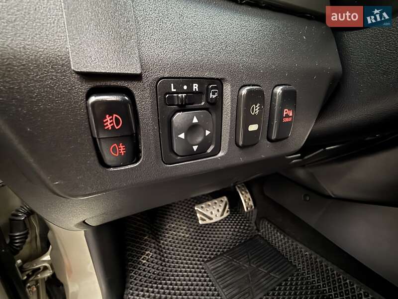 Позашляховик / Кросовер Mitsubishi Pajero Wagon 2013 в Одесі