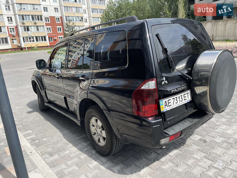 Внедорожник / Кроссовер Mitsubishi Pajero Wagon 2006 в Киеве