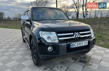 Позашляховик / Кросовер Mitsubishi Pajero Wagon 2008 в Новому Калинові