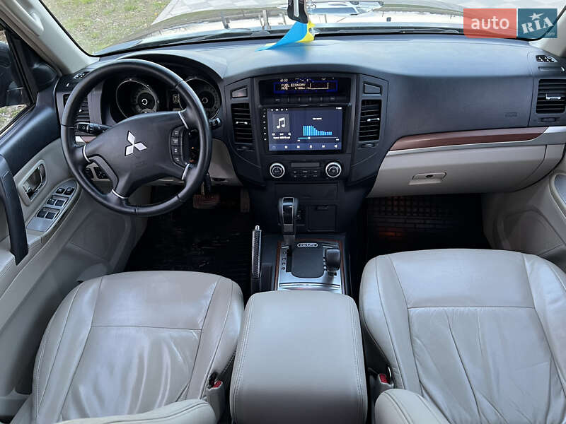 Позашляховик / Кросовер Mitsubishi Pajero Wagon 2008 в Новому Калинові фото 10 Позашляховик / Кросовер Mitsubishi Pajero Wagon 2008 в Новому Калинові