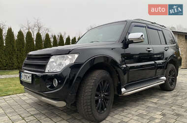 Позашляховик / Кросовер Mitsubishi Pajero Wagon 2013 в Рівному