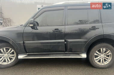 Позашляховик / Кросовер Mitsubishi Pajero Wagon 2008 в Києві