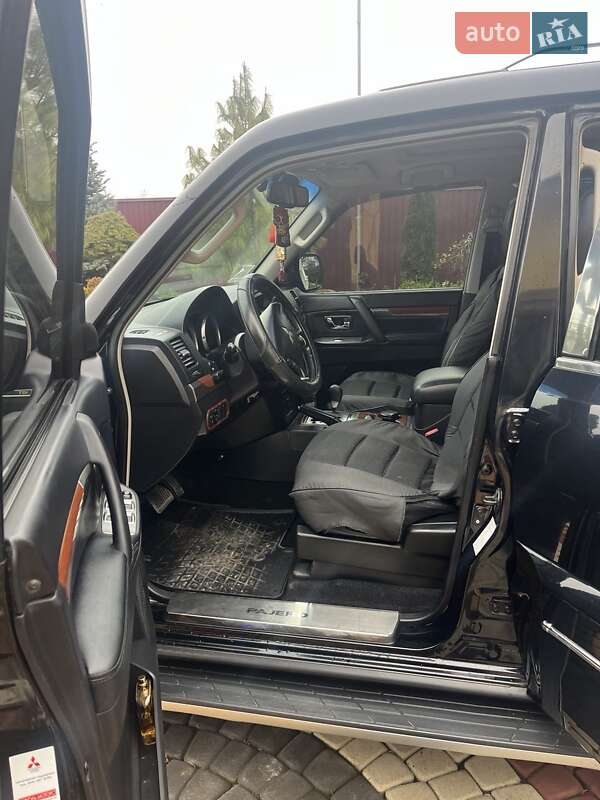 Внедорожник / Кроссовер Mitsubishi Pajero Wagon 2007 в Черновцах