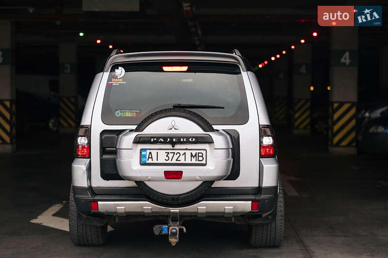 Позашляховик / Кросовер Mitsubishi Pajero Wagon 2007 в Києві