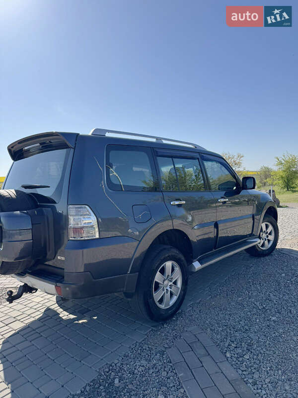 Внедорожник / Кроссовер Mitsubishi Pajero Wagon 2008 в Южном фото 6 Внедорожник / Кроссовер Mitsubishi Pajero Wagon 2008 в Южном