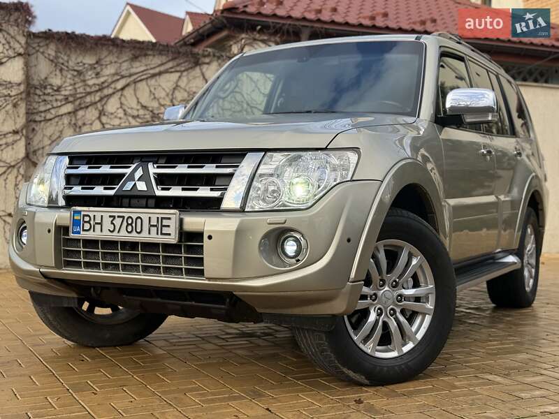 Внедорожник / Кроссовер Mitsubishi Pajero Wagon 2013 в Одессе фото 10 Внедорожник / Кроссовер Mitsubishi Pajero Wagon 2013 в Одессе