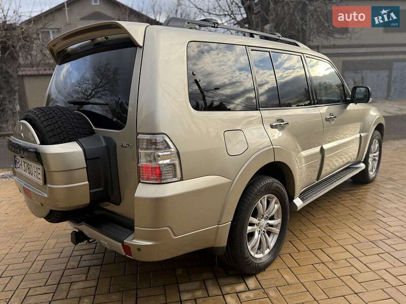 Внедорожник / Кроссовер Mitsubishi Pajero Wagon 2013 в Одессе фото 14 Внедорожник / Кроссовер Mitsubishi Pajero Wagon 2013 в Одессе