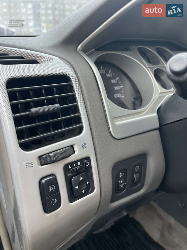 Позашляховик / Кросовер Mitsubishi Pajero Wagon 2005 в Рівному