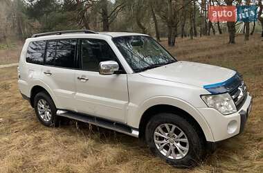 Внедорожник / Кроссовер Mitsubishi Pajero Wagon 2007 в Светловодске