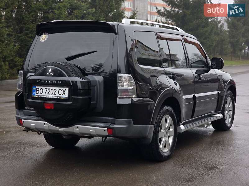 Внедорожник / Кроссовер Mitsubishi Pajero Wagon 2007 в Тернополе