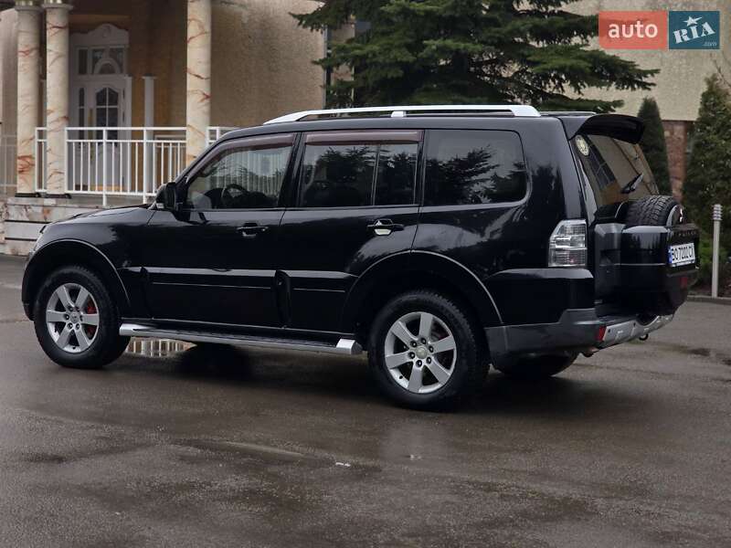 Внедорожник / Кроссовер Mitsubishi Pajero Wagon 2007 в Тернополе