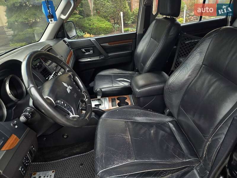 Внедорожник / Кроссовер Mitsubishi Pajero Wagon 2007 в Тернополе