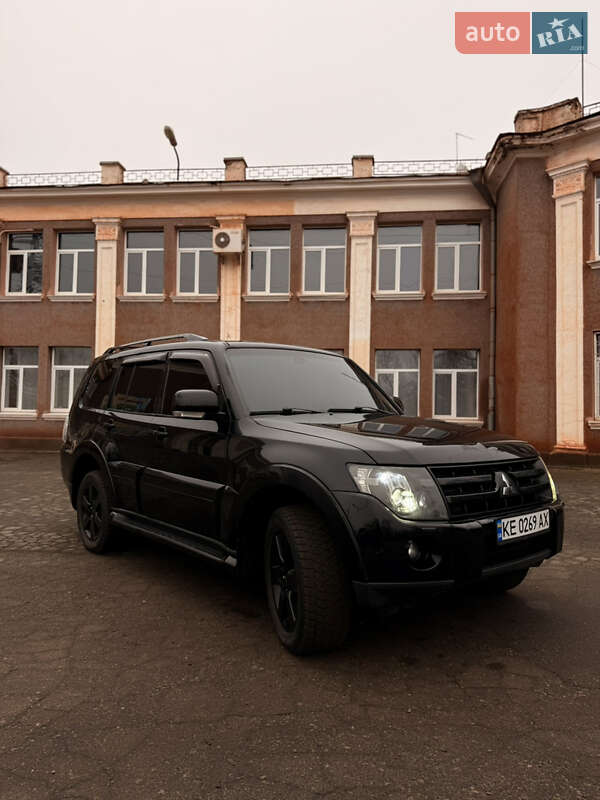 Позашляховик / Кросовер Mitsubishi Pajero Wagon 2008 в Кривому Розі