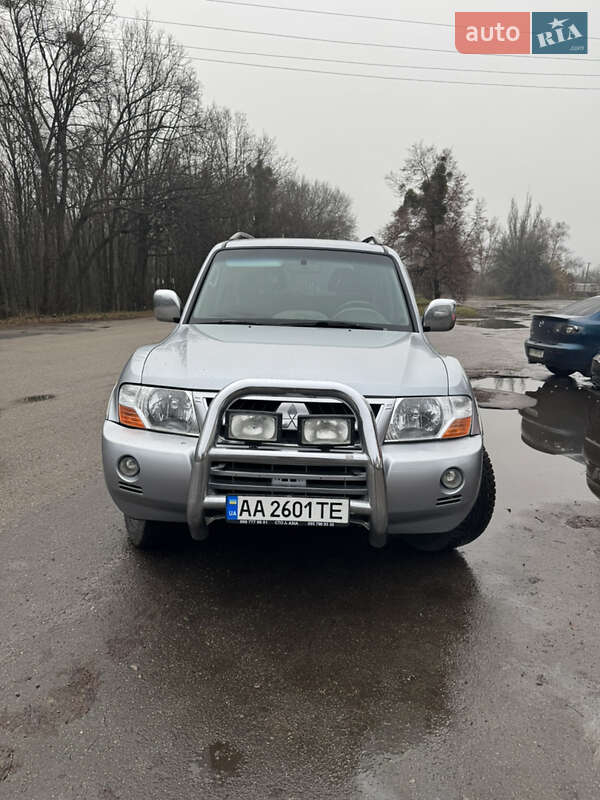 Mitsubishi Pajero Wagon 2006