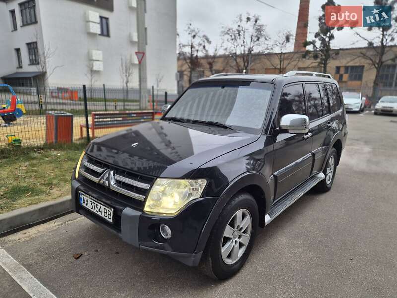 Внедорожник / Кроссовер Mitsubishi Pajero Wagon 2007 в Харькове фото 2 Внедорожник / Кроссовер Mitsubishi Pajero Wagon 2007 в Харькове